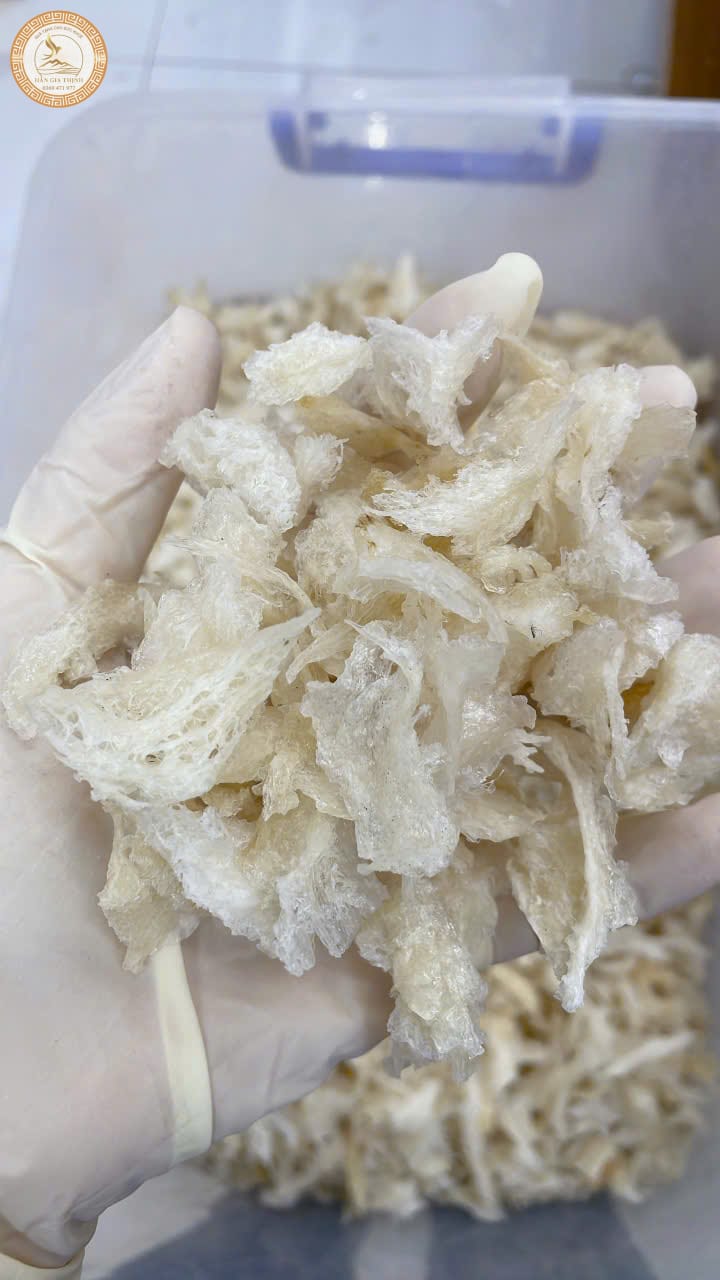 yen-tinh-che-chan-cuc