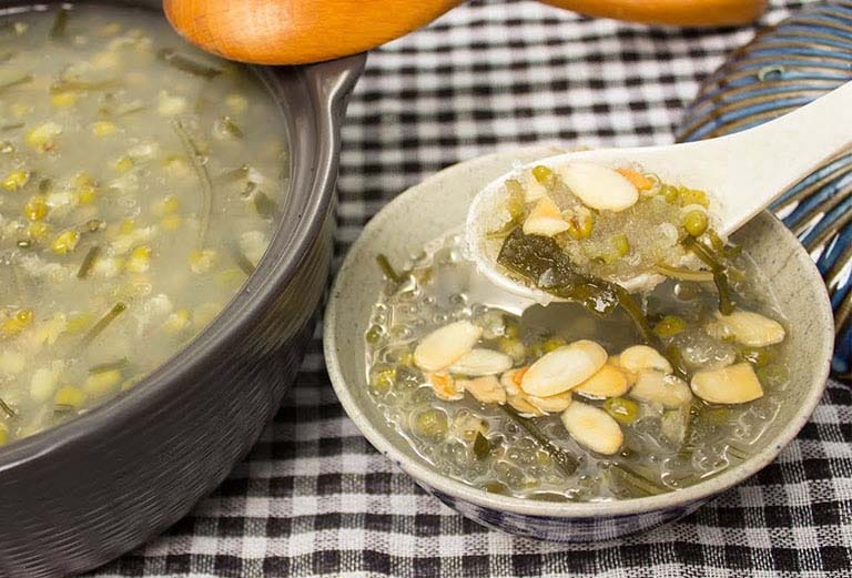 Bí quyết nấu chè tổ yến đậu xanh thanh mát