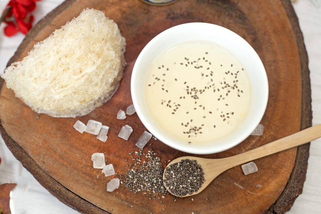 Tổ yến chưng hạt chia, món ngon thanh đạm, bổ dưỡng và tốt cho sức khỏe